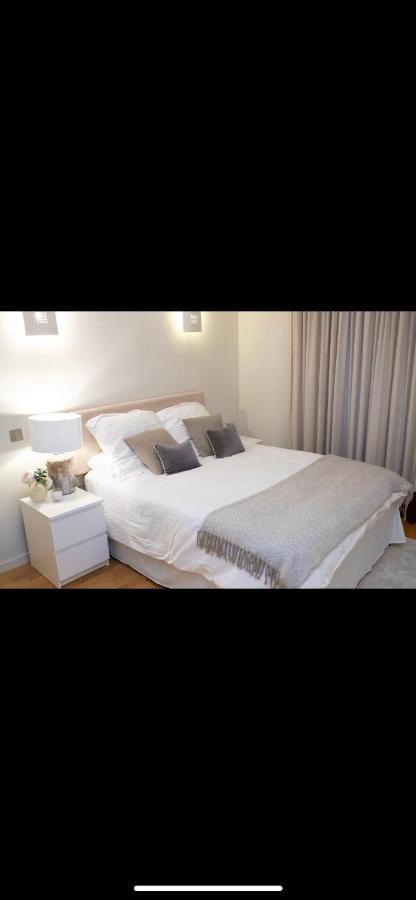 London Luxury 1 Bedroom Apartment Minutes Walk From Canary Wharf Exteriör bild