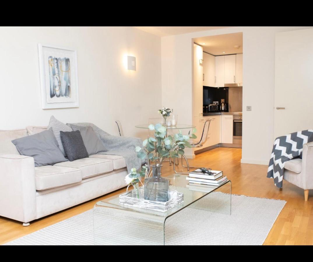 London Luxury 1 Bedroom Apartment Minutes Walk From Canary Wharf Exteriör bild